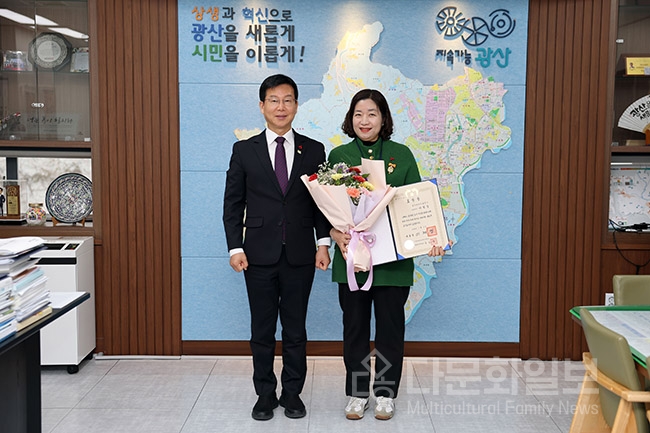 광산구 이정수 팀장, 제11회 대한민국 공무원상 수상 사진